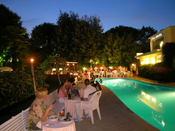 villaadriatica en offer-with-family-discount-in-hotel-in-rimini-with-pool 006